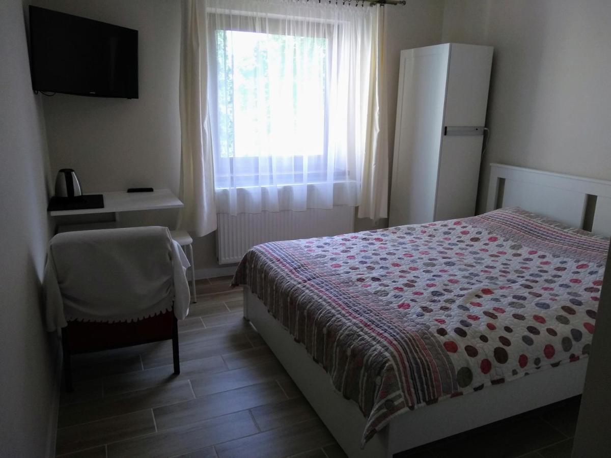 Apartamenty Warka Exterior photo
